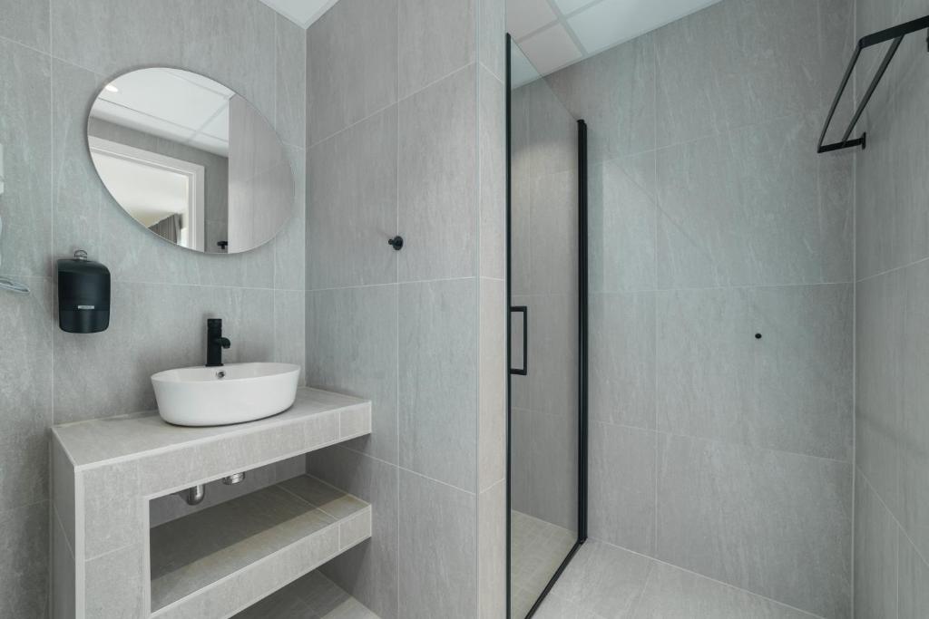 MAYA Apartments - Carl Berner 8