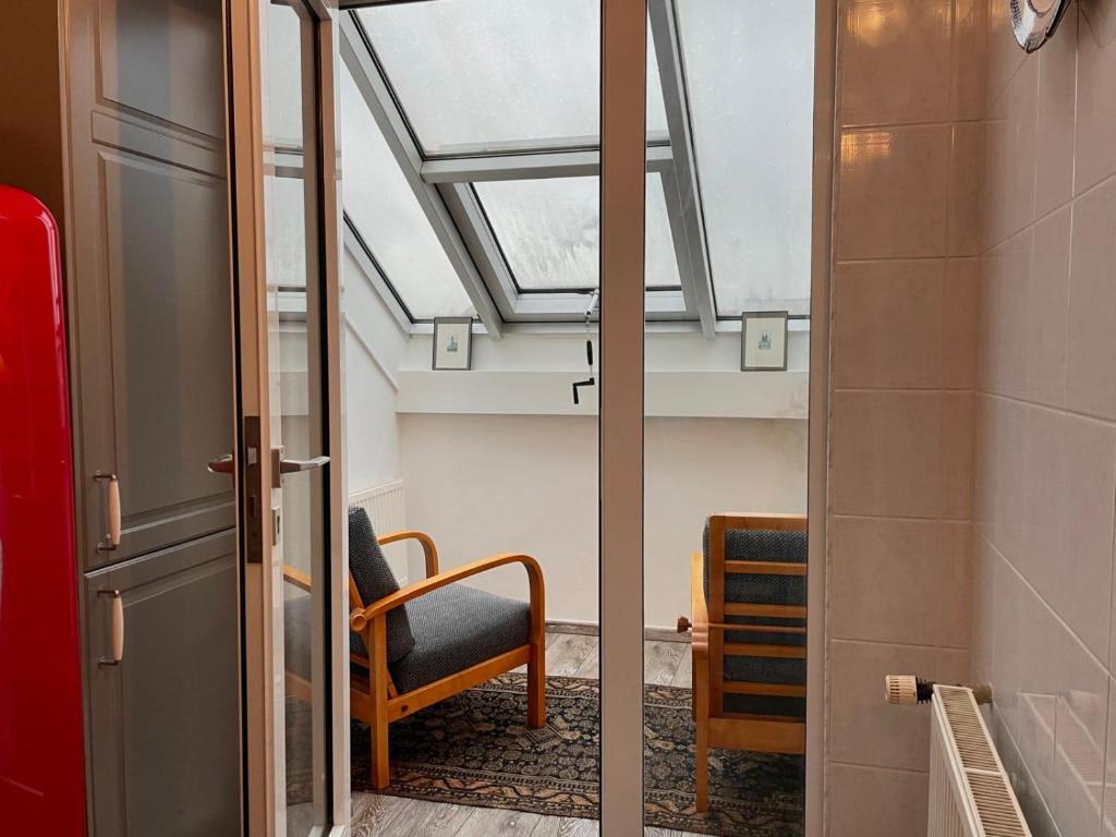 Central Cozy Comfort Loft 3