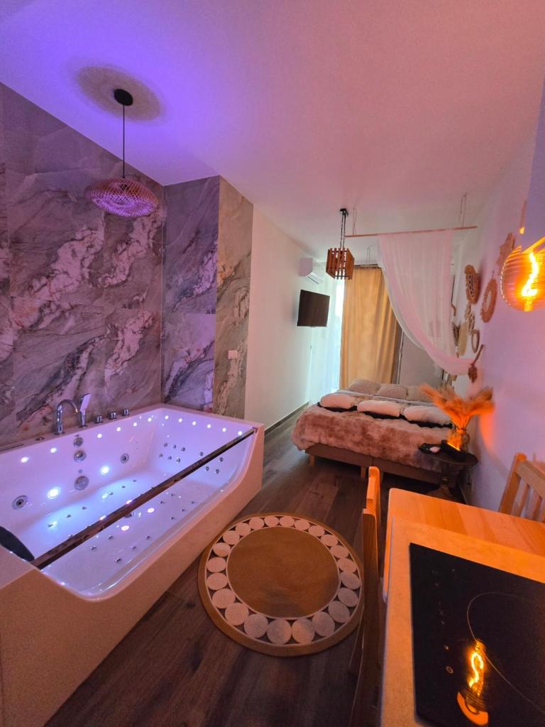 JACUZZI Apartament Warszawa Centrum 7