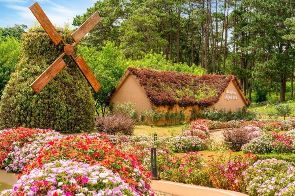 Phoenix Moc Chau Resort