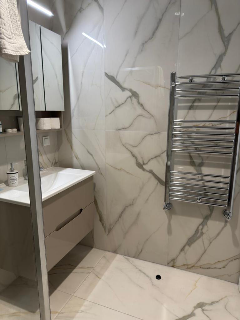 Luxury Apartment 52 Diamond Residences 8