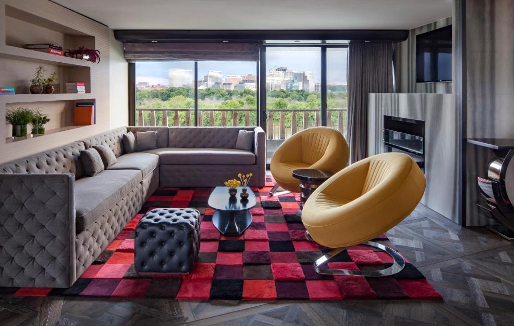 The Watergate Hotel Georgetown Image