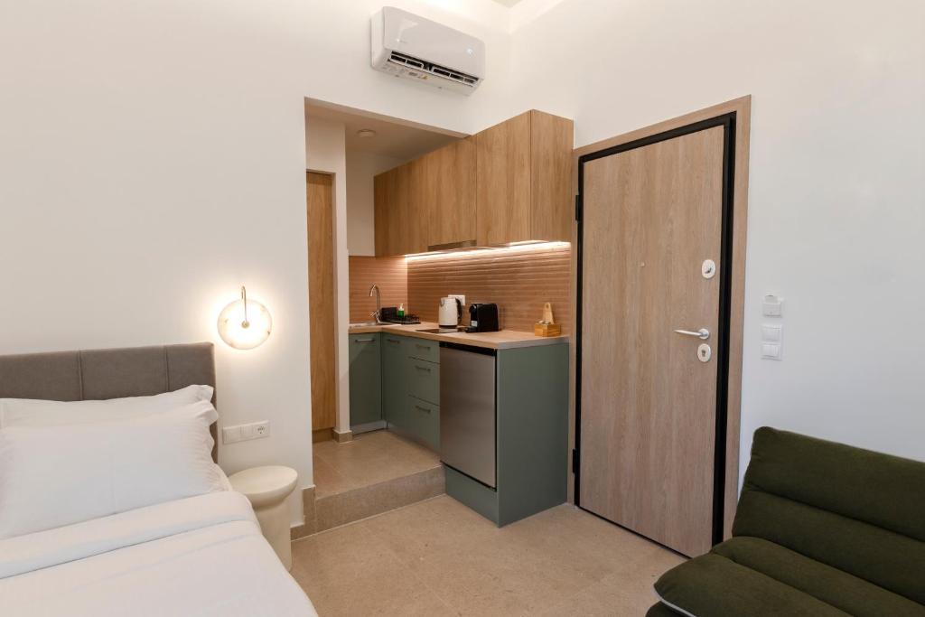 AthenianNest Asomaton Boutique Studio in Psyrri near Acropolis 4