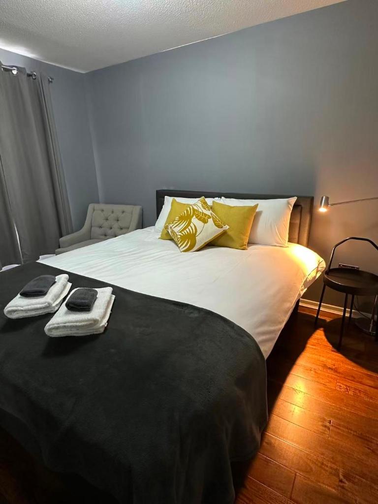 Two bedroom flat close to meadows with free parking by parking permit 1