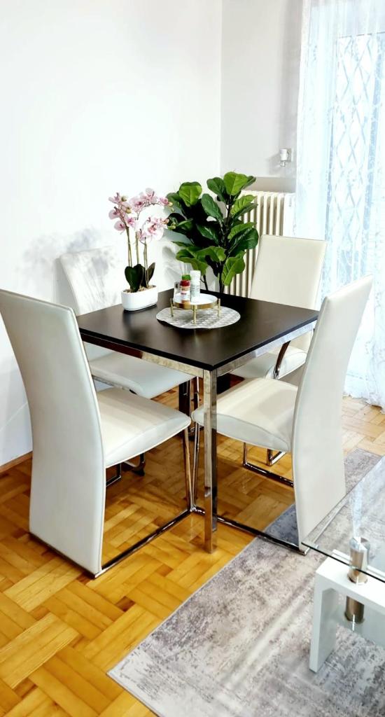 3 Zimmer in Linz - free parking - self check in 4