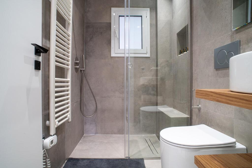 Filoxenia MG Projects-City Living Metro 8