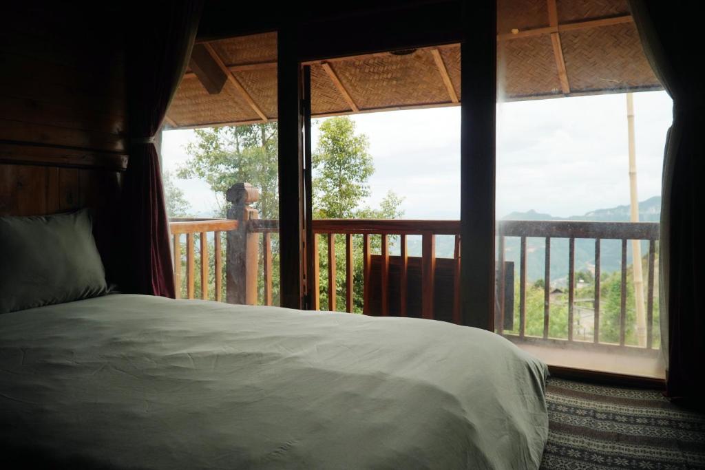 Cloud Valley Háng Đồng