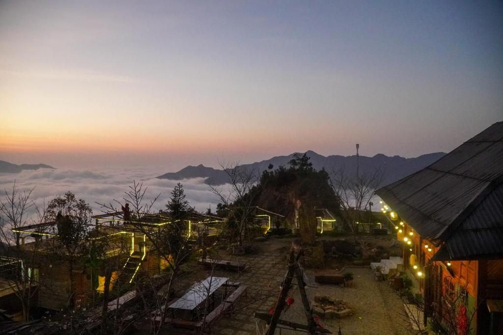 Cloud Valley Háng Đồng