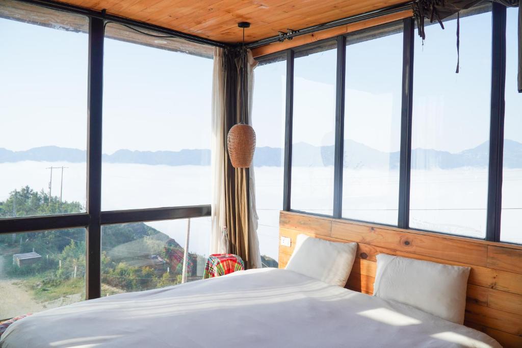 Cloud Valley Háng Đồng