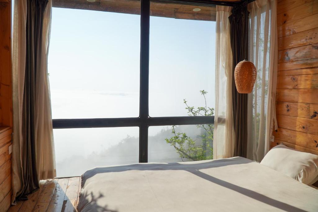 Cloud Valley Háng Đồng