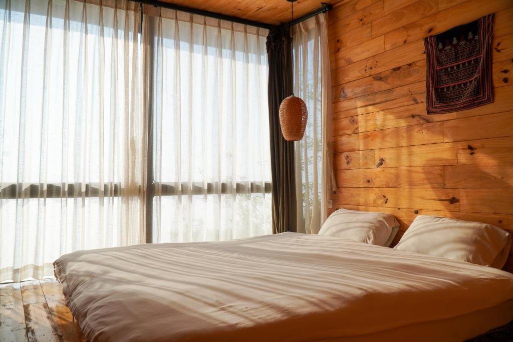 Cloud Valley Háng Đồng