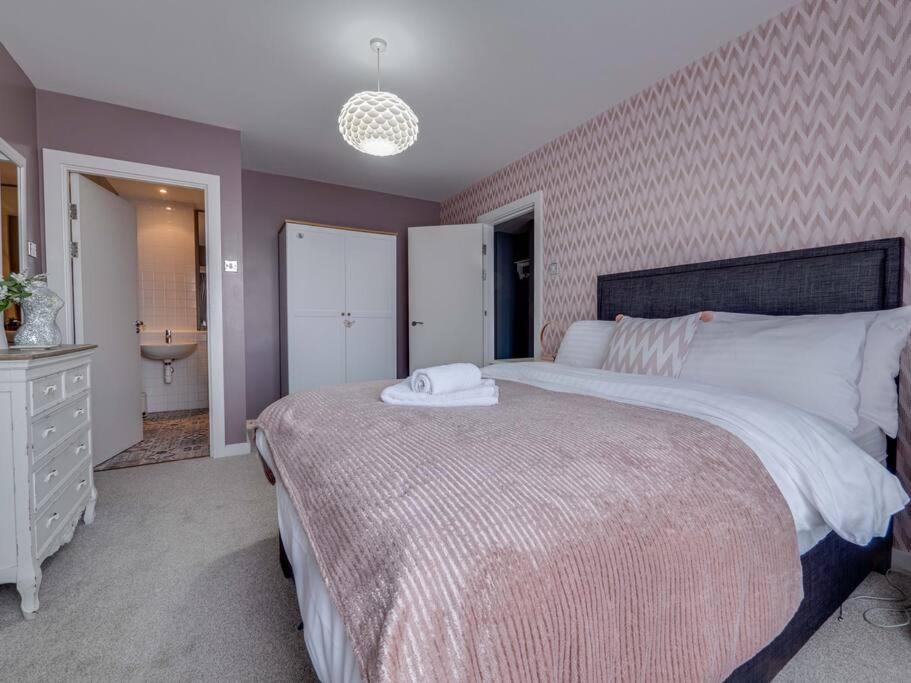2 Bed Deansgate Apartment City Centre 7