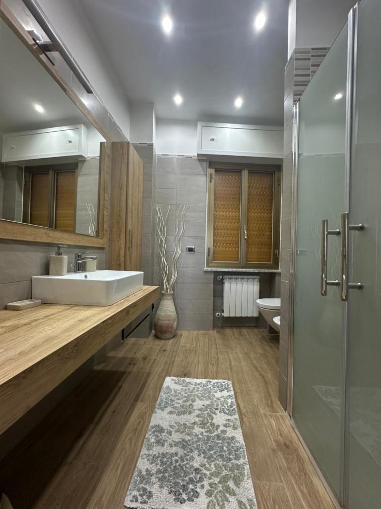 Gallery House 2