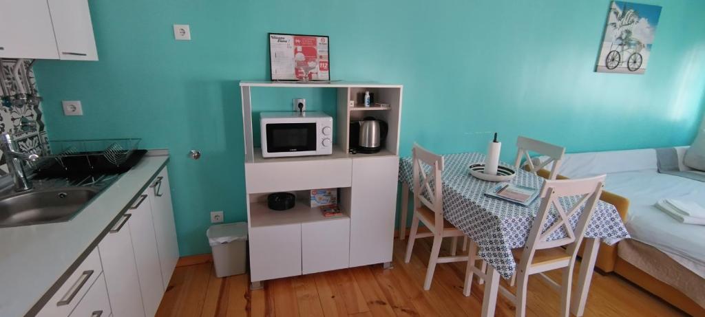 Daniela House 4