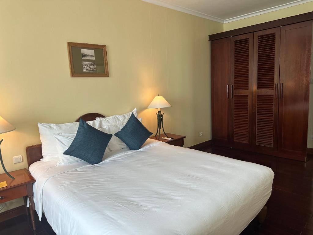 Khách sạn AVANI Hải Phòng Harbour View 