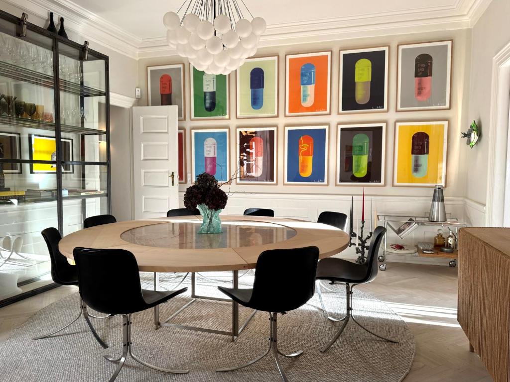 Luxury 260 sqm with 4BR overlooking Kings Garden 3