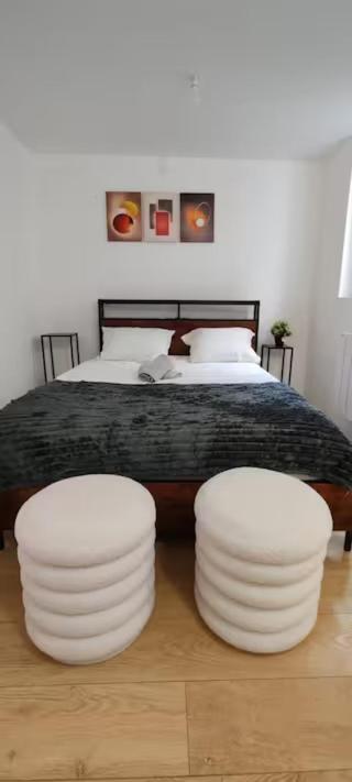 Charming studio with terrace in Roubaix 2