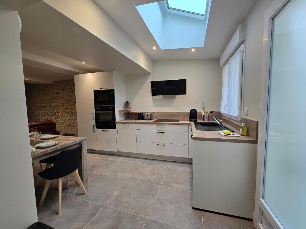 Saturne - SILS , 4 Bedrooms and 2 Bathrooms 4