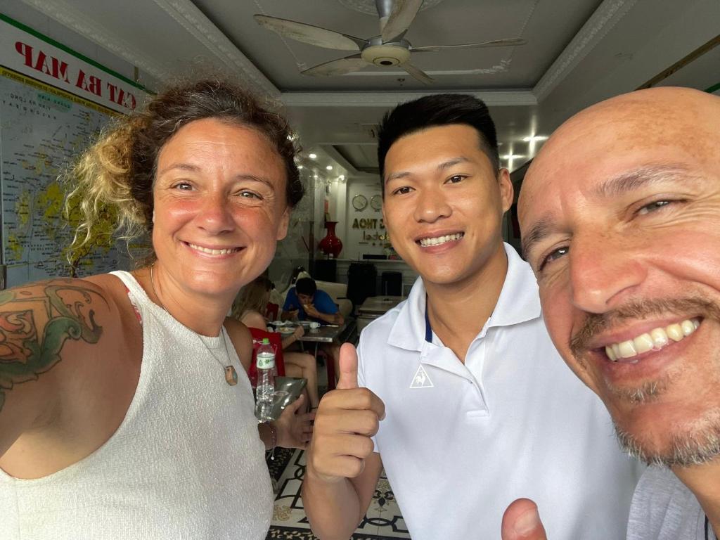 Cat Ba Special Girls