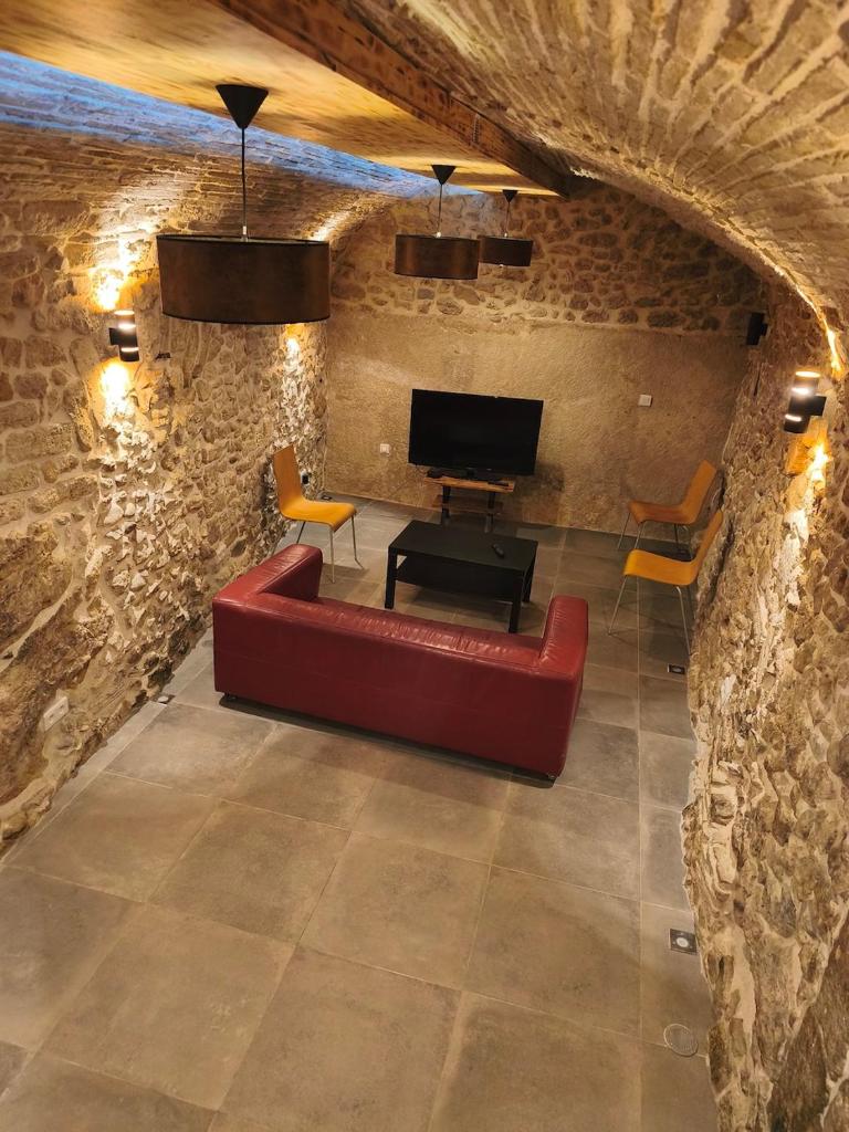 Sleep-in-Montpellier, Gaya, 6 pers, Ecusson 5
