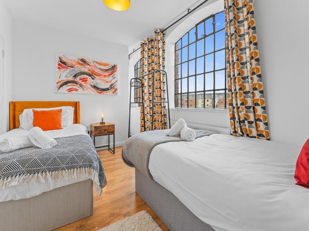 The Hallmark 3BR Apt JQ Birmingham, Parking & WiFi 7