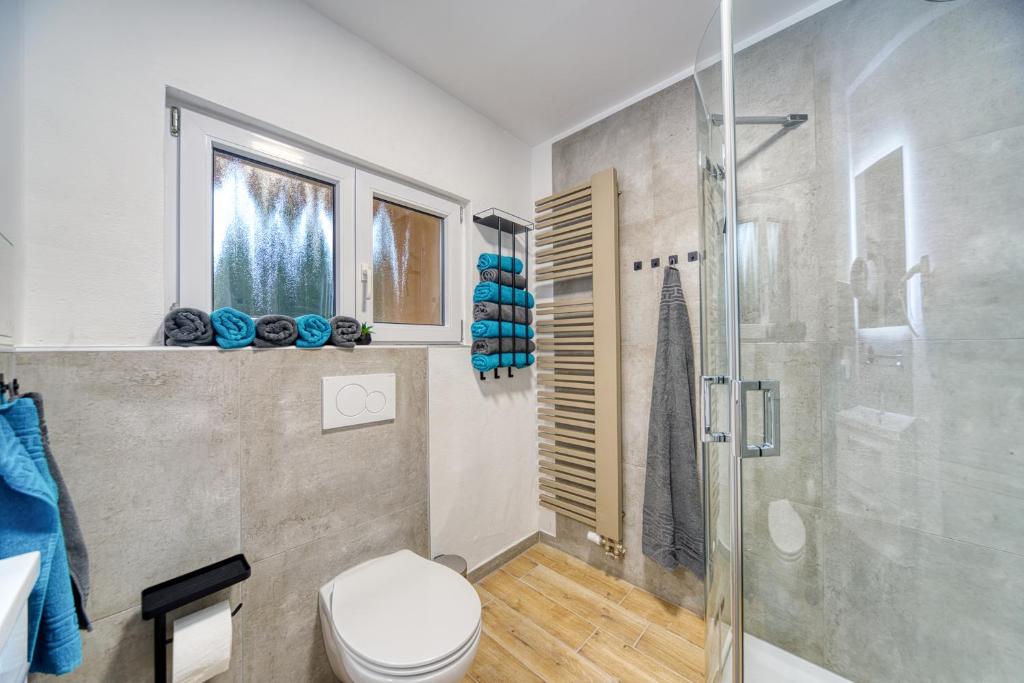 DresdenStay Modern 3 Schlafzimmer Balkon Kamin PS4 8