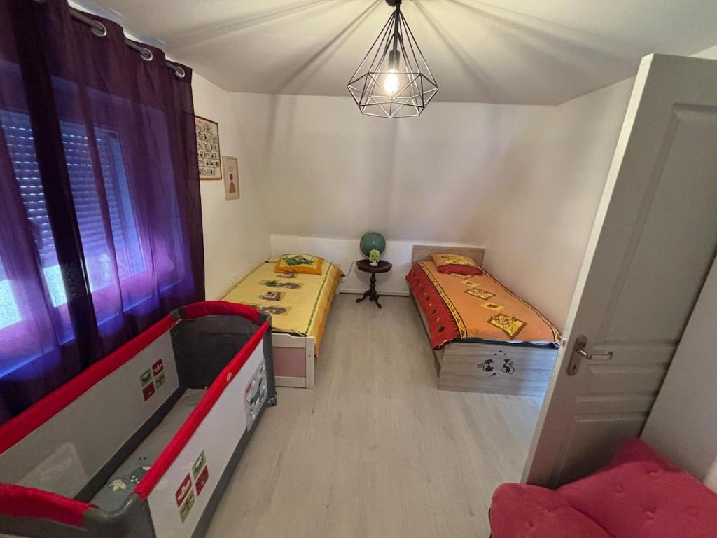 Maison chaleureuse Calme et tranquillité assurés Parking privé 7