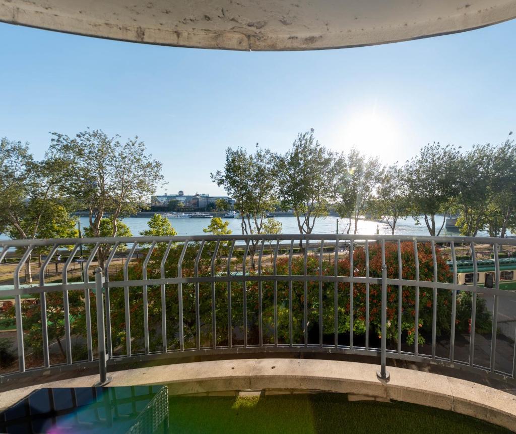 Panorama Danube View 3BR Balcony Garage AC 6