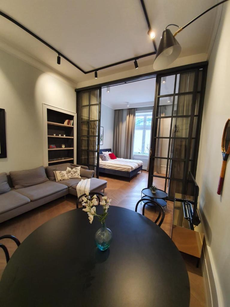 Stradom Apartments by Noah 1
