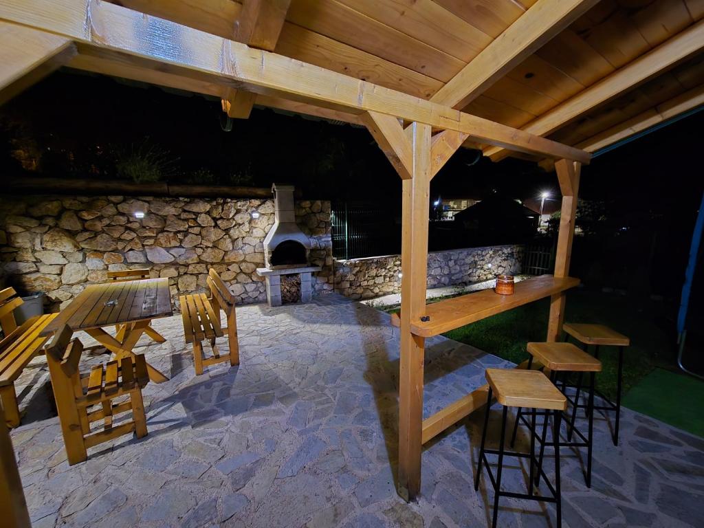 Brvnara RIĆKI 5