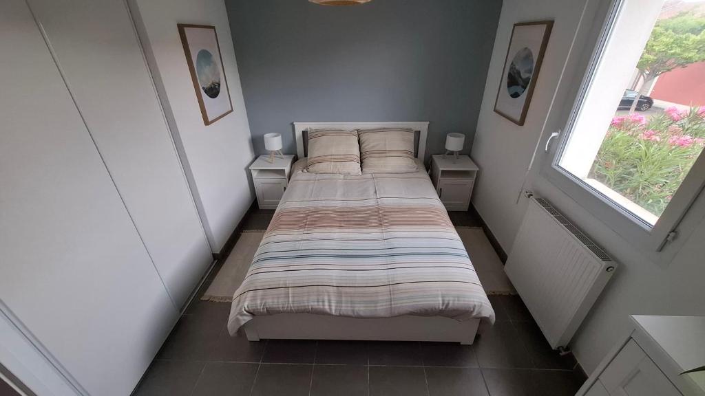 Pleasant 2 bedroom house - 2 parking spaces 7
