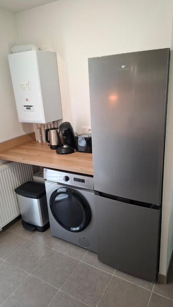 Pleasant 2 bedroom house - 2 parking spaces 5
