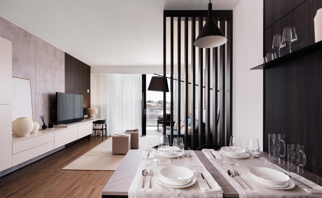 Farus Living 4