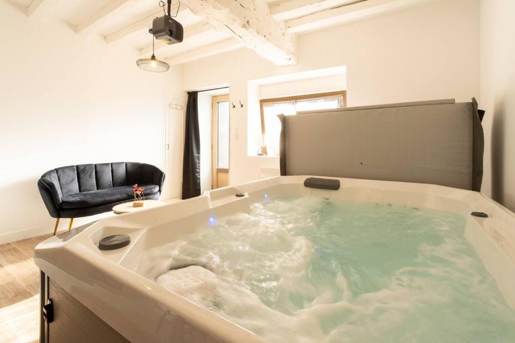 O Ricoul - Maison avec jacuzzi proche Rennes 3