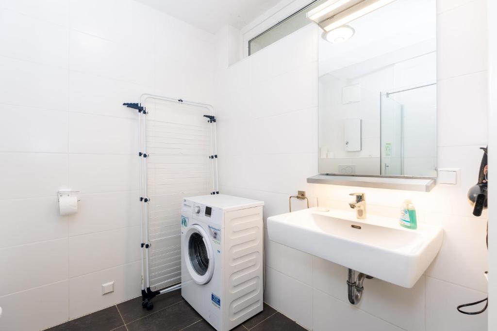 305 Berlin, Studio Apartment, 38m2 2-4 Pers 3
