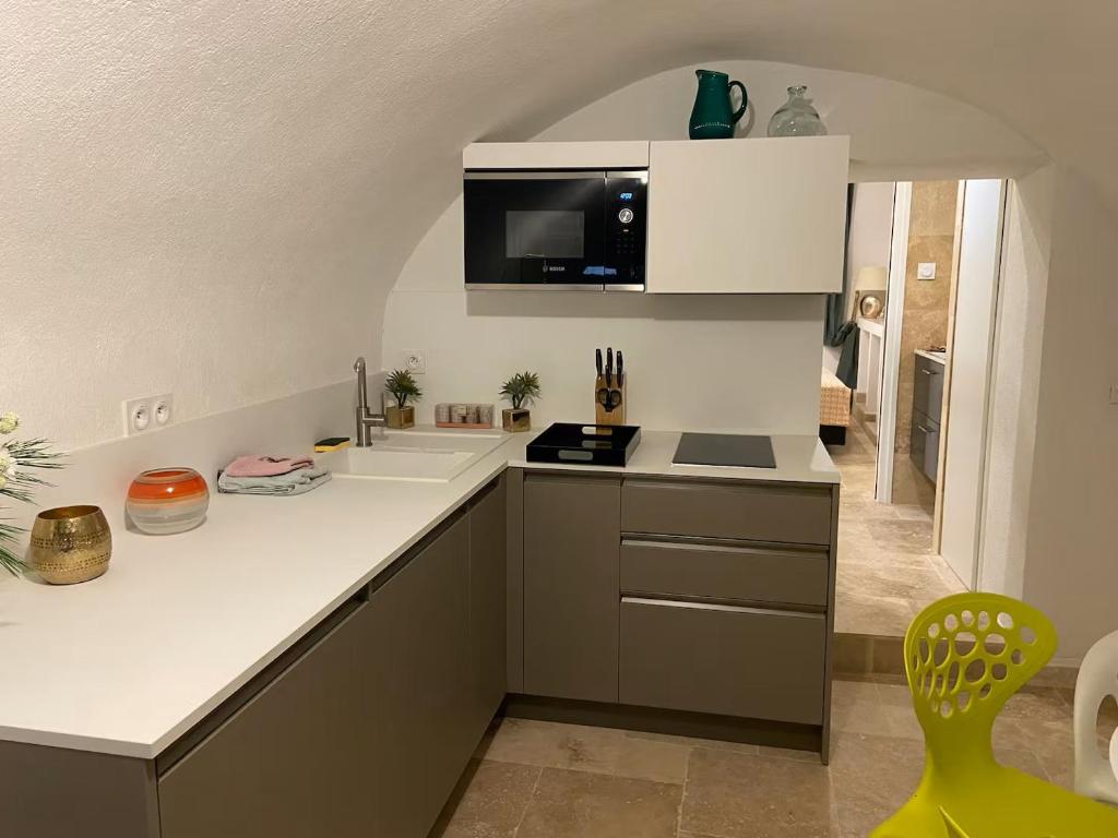 Fabulous old-town house, Vue Mer Terrasse, Philomer, 3 appartements 2