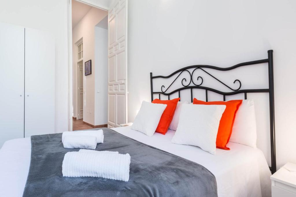 Apartamentos Alcazaba 4