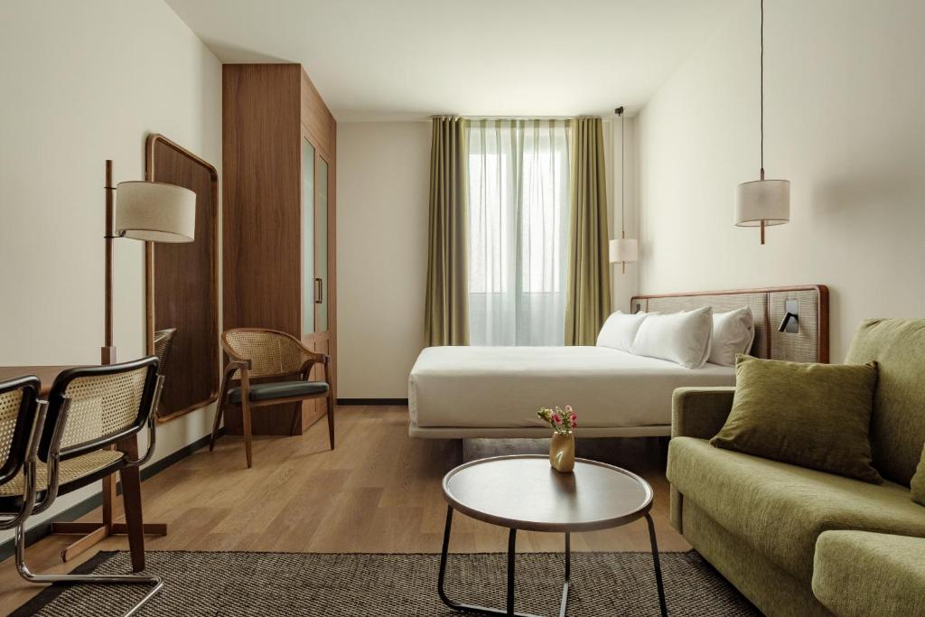 Batimont Suites & Apartments 3