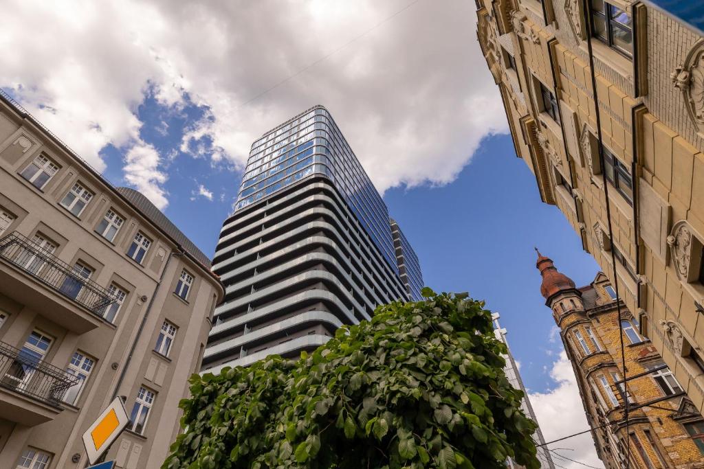 Eleganckie Apartamenty Zabrska z Parkingiem w Centrum Katowic Przy Rynku by Noclegi Renters 8