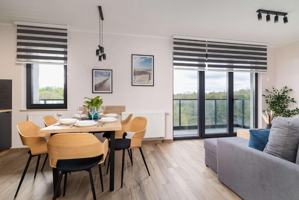 Comfortable Apartment with Parking & Balcony Ideal for Families by Nolcegi Renters 6