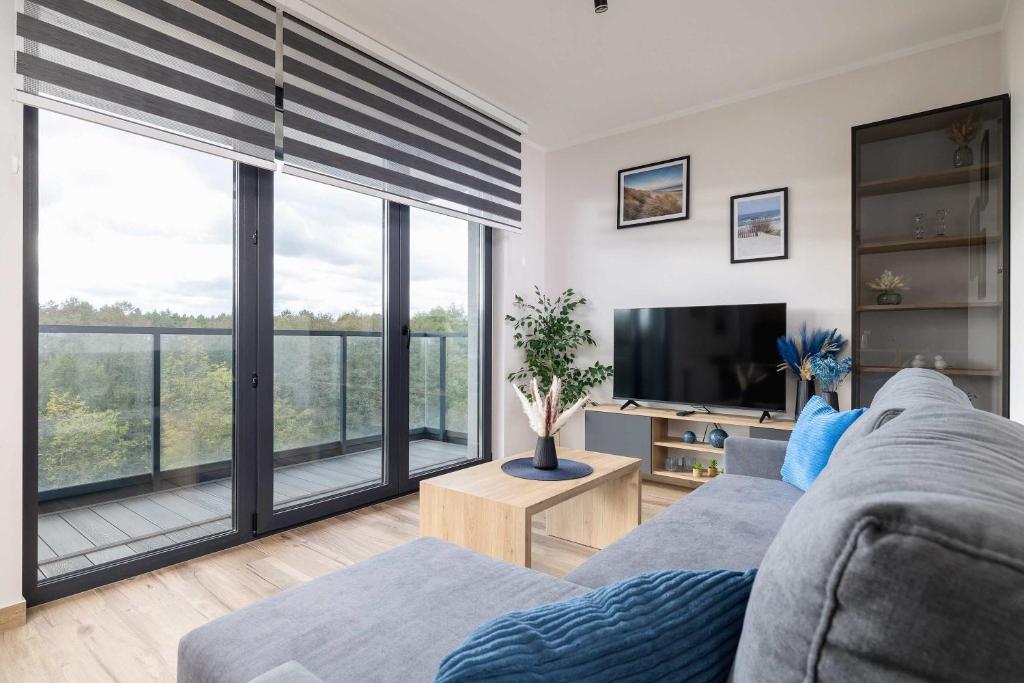 Comfortable Apartment with Parking & Balcony Ideal for Families by Nolcegi Renters 8