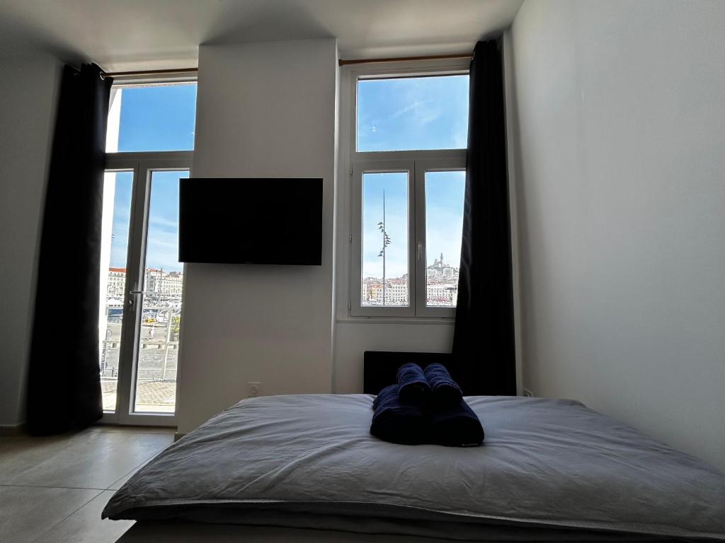 Appartement vue imprenable Vieux-Port et Notre Dame 8