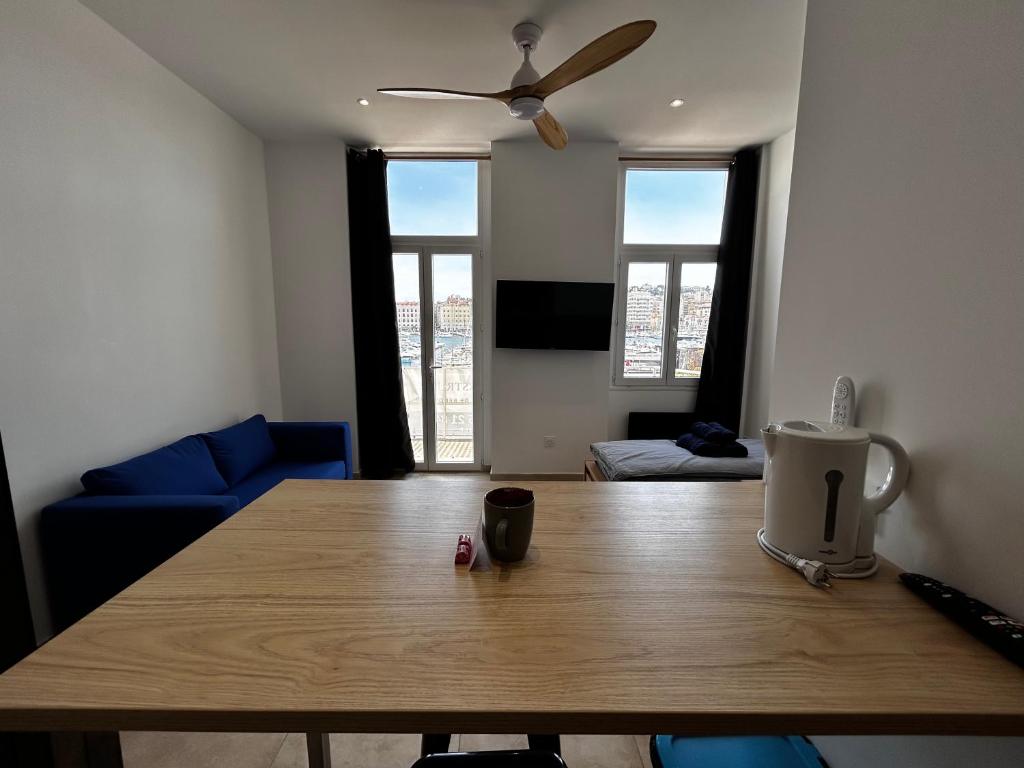 Appartement vue imprenable Vieux-Port et Notre Dame 6