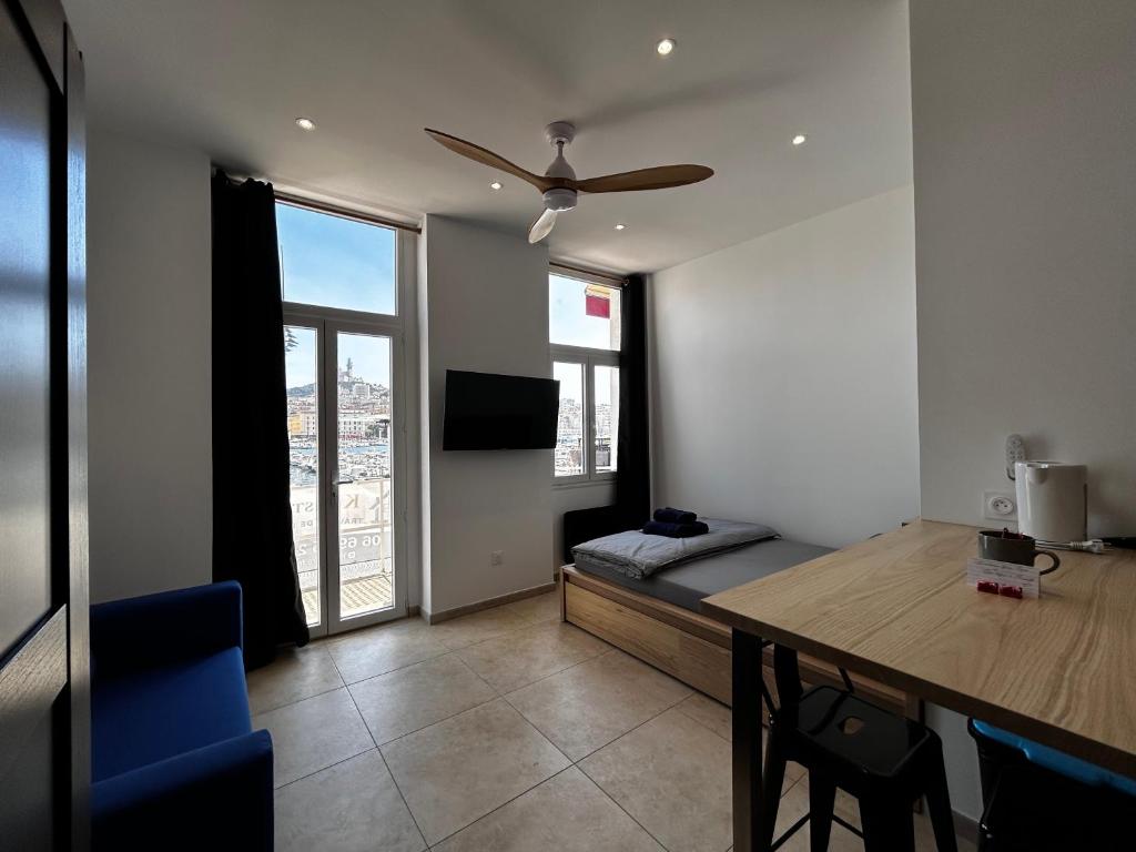 Appartement vue imprenable Vieux-Port et Notre Dame 3
