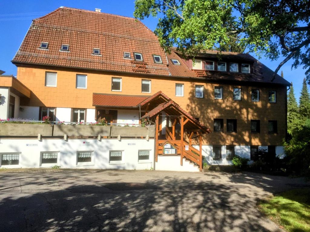 Waldhorn Dobel 3
