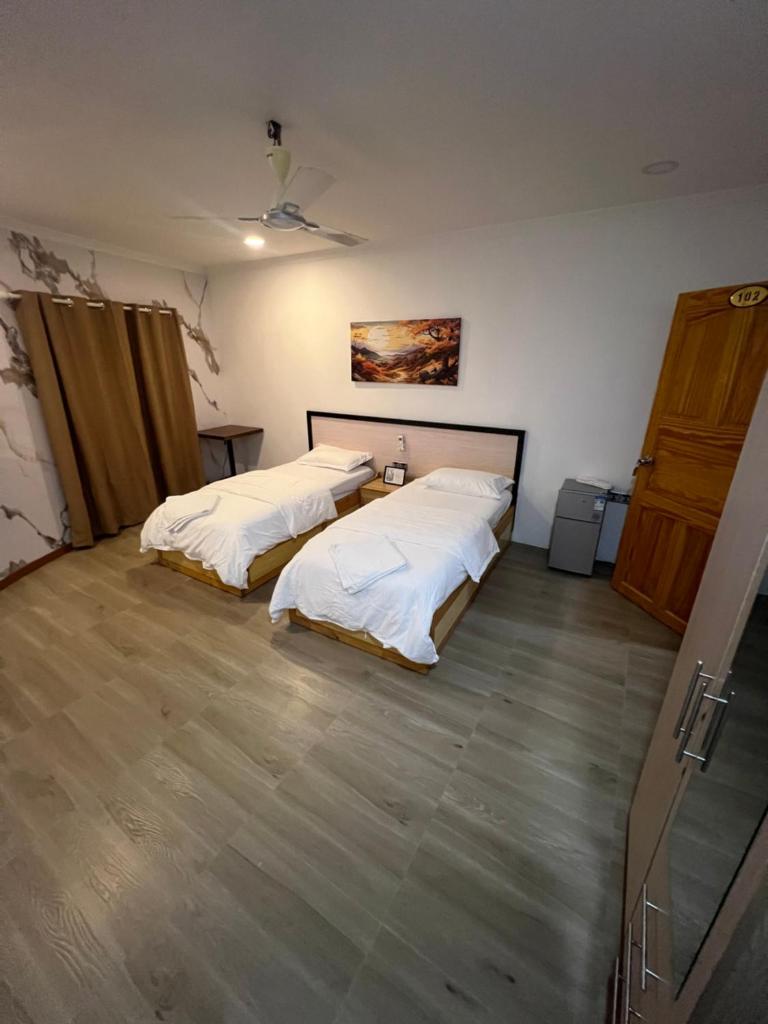 Heyleez Guest House