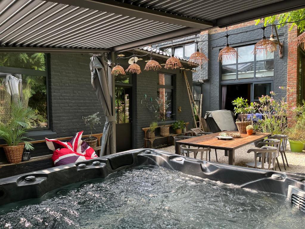 maison d'hôtes jacuzzi extérieur 10mn Lille centre 6