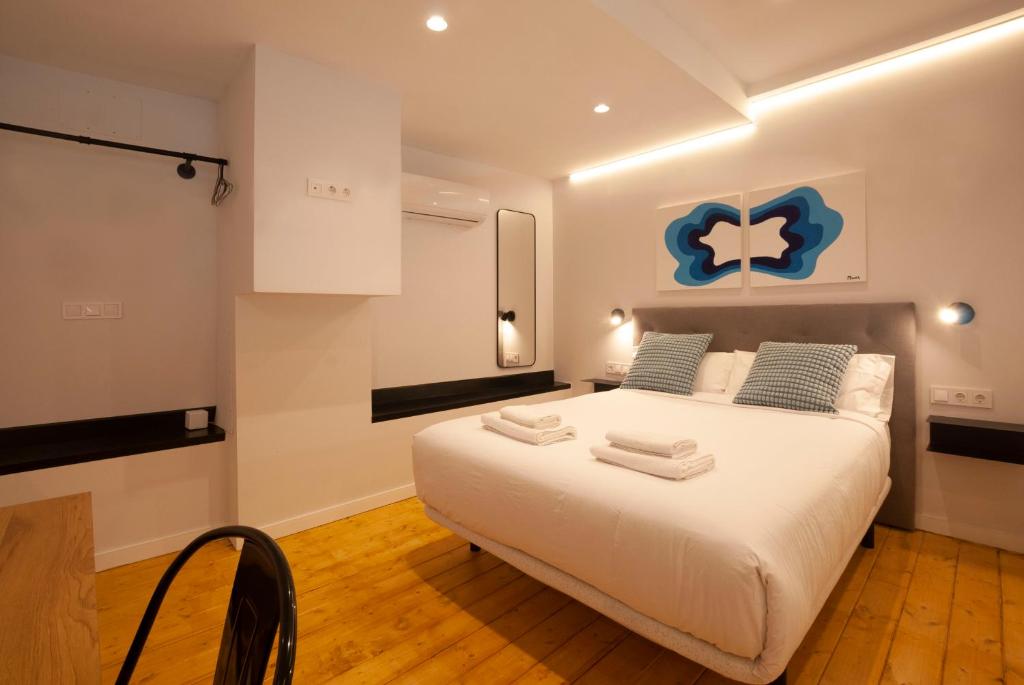 LOFT Accommodative B 7