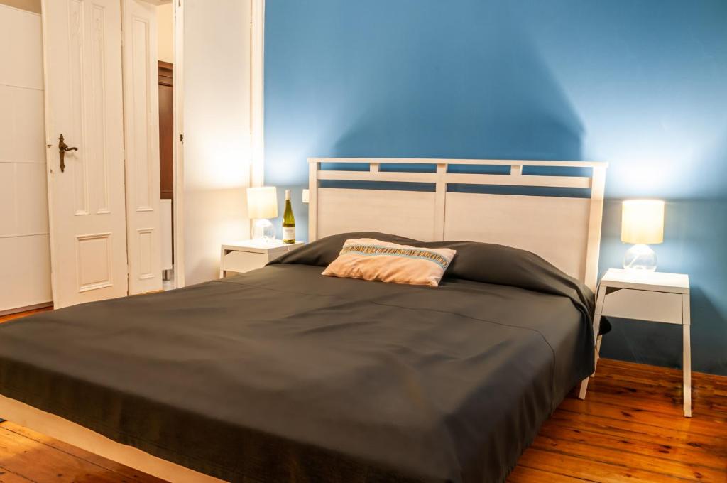 Home & Travel Apartamenty w centrum Łodzi - Piotrkowska - Klimatyzacja - Parking - Manufaktura - OFF Piotrkowska - EC1 - ATLAS Arena - Orientarium - Monopolis 2
