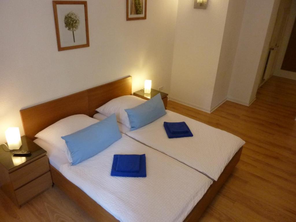 Lessing-Apartment 8